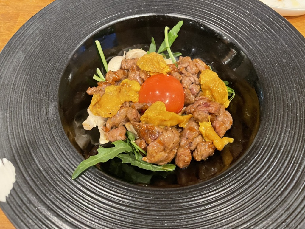 牛肉のユッケ